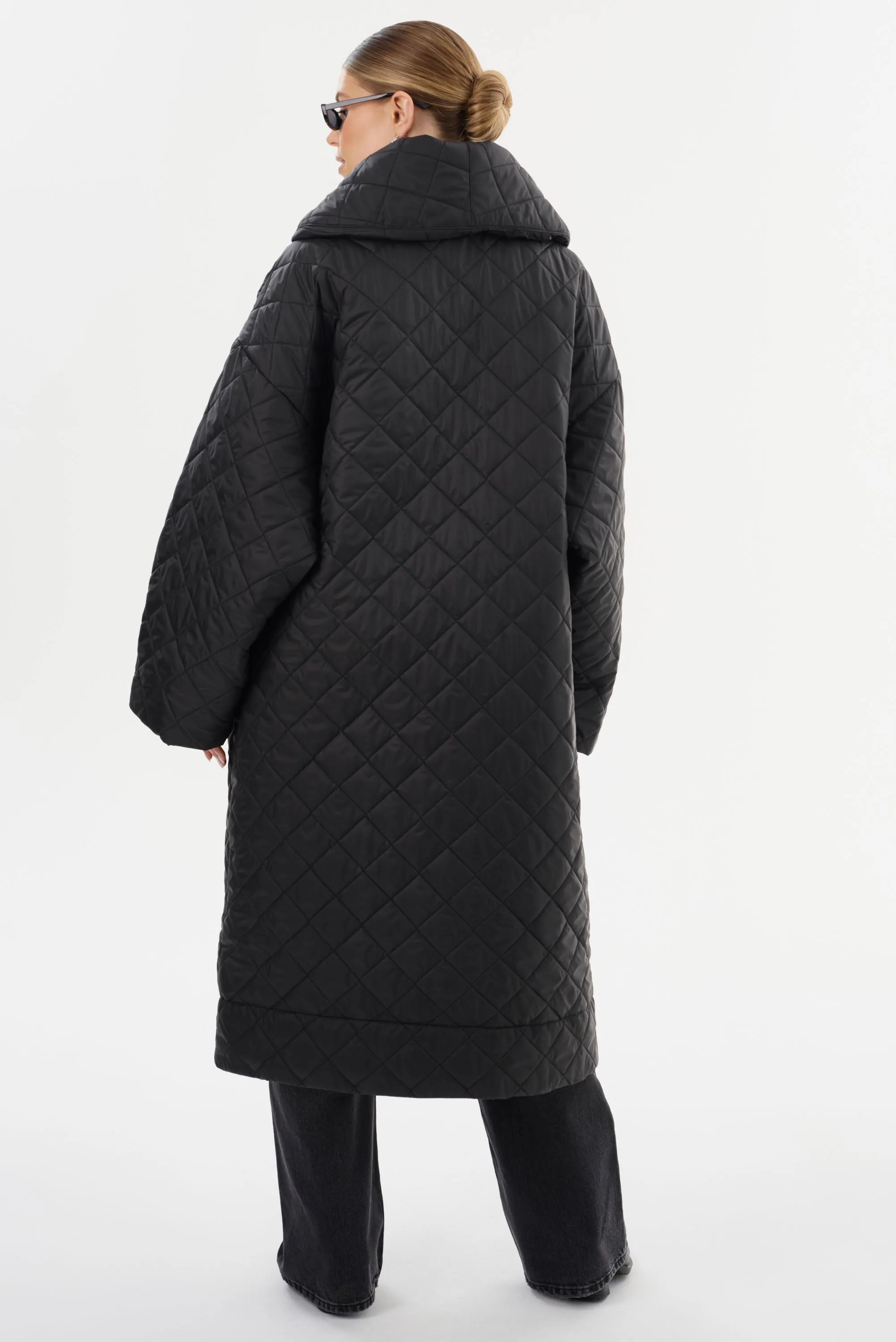 HENDRIKA | Oversized Quilted Coat