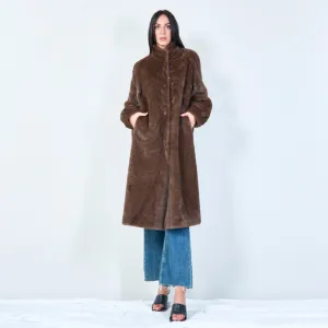 Long faux fur coat with high collar wholesale