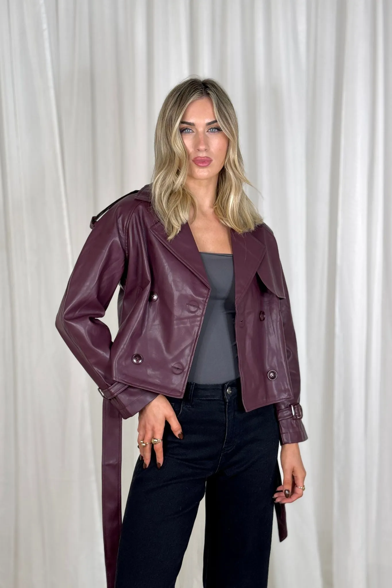 Megan Crop Faux Leather Jacket In Wine