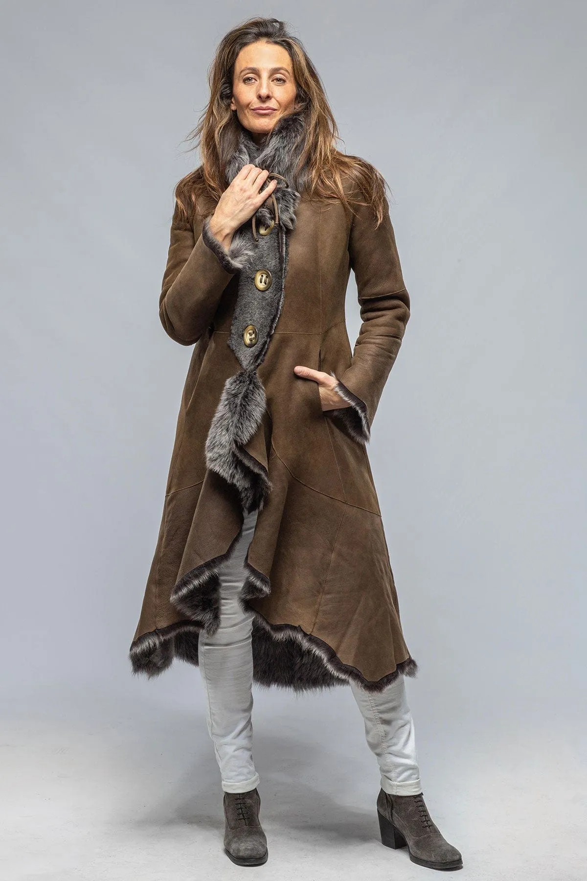 Wild Long Reversible Shearling