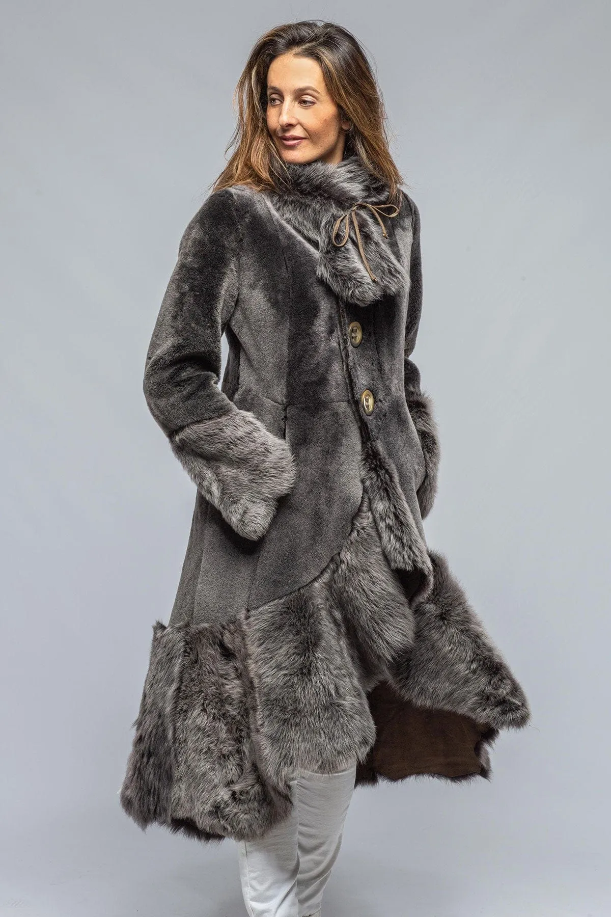 Wild Long Reversible Shearling