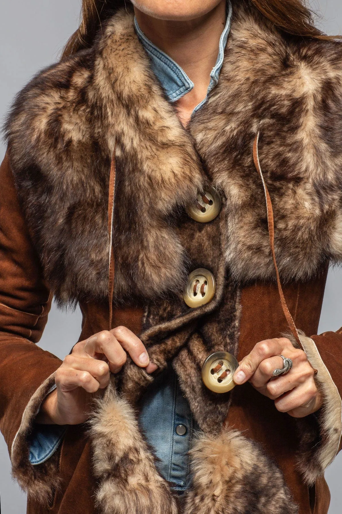 Wild Reversible Long Shearling In Ranch Brown