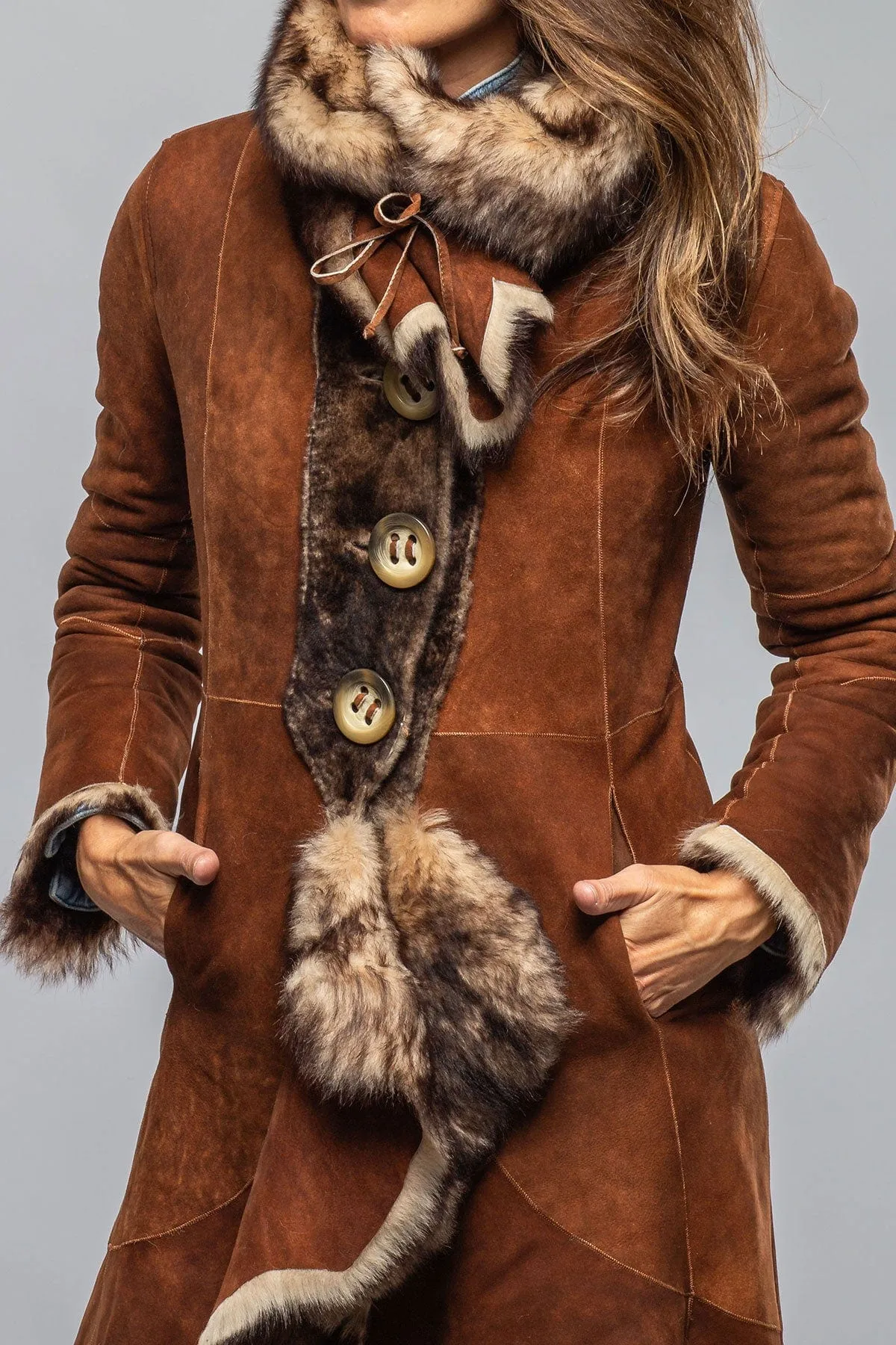 Wild Reversible Long Shearling In Ranch Brown