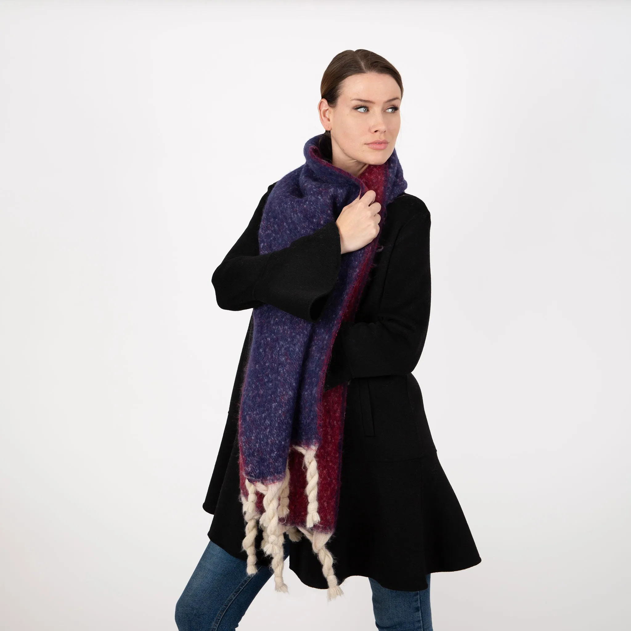 Women’s Reversible Two-Tone Blanket Scarf with Tassels